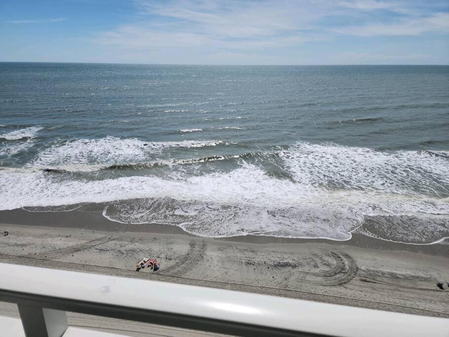Oceanfront Efficiency T1104 Apartment Myrtle Beach Bagian luar foto